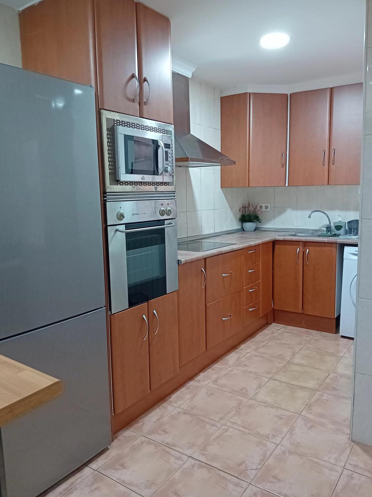 Amplio Apartamento Centro De Alicante Exteriör bild